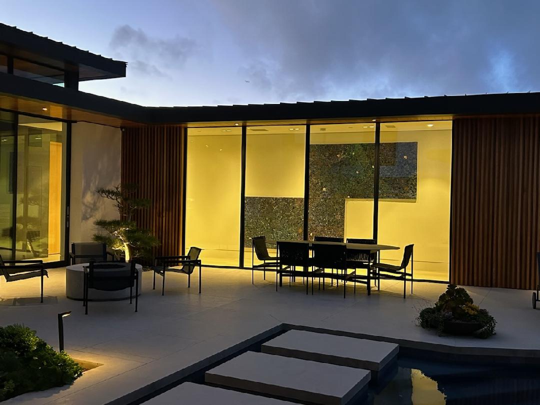 Molly P Rand. Art Consultant.